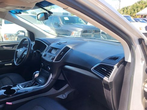 Used 2017 Ford Edge SEL AWD/4WD image 14