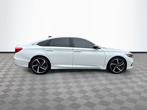 Used 2022 Honda Accord Sport image 5