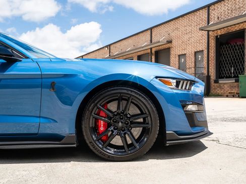 Used 2020 Ford Mustang Shelby GT500 w/ Technology Package RWD image 14