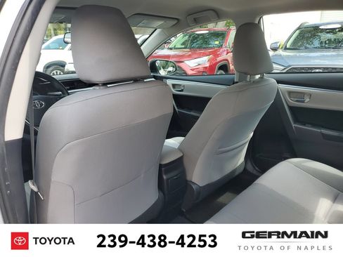 Used 2015 Toyota Corolla LE FWD image 22