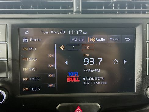 Used 2023 Kia Soul LX w/ Option Group 015 FWD image 19