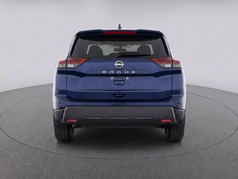 Used 2025 Nissan Rogue SV FWD image 7