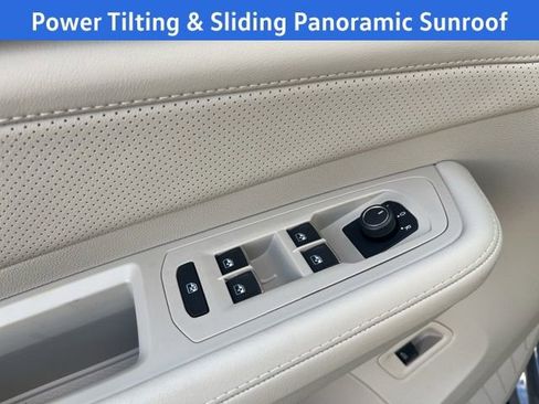 New 2026 Volkswagen Atlas SE image 8