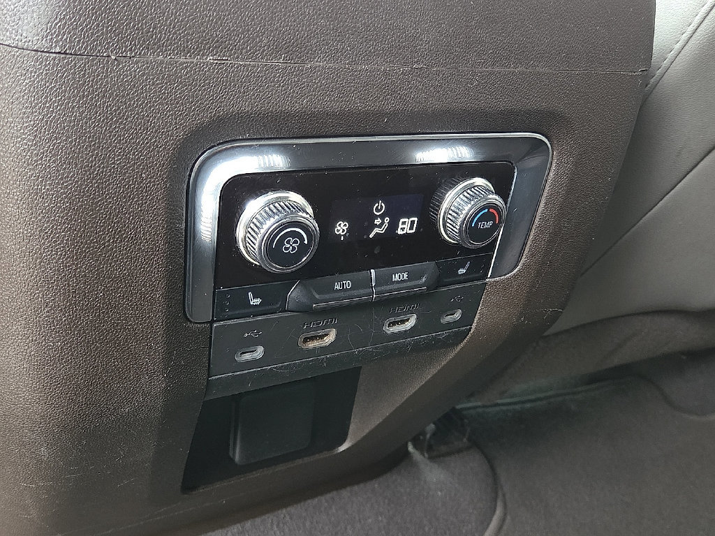 Used 2021 GMC Yukon XL SLT w/ Rear Media and Nav Package RWD image 10