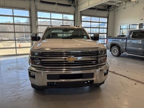 Used 2015 Chevrolet Silverado 2500 LTZ w/ Snow Plow Prep Package image 8