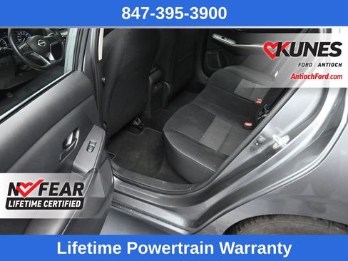Used 2024 Nissan Sentra SV image 11