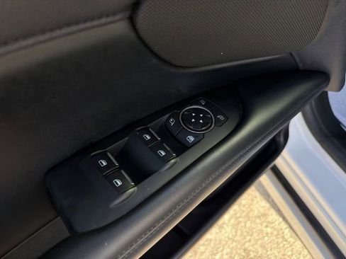 Used 2020 Lincoln MKZ Reserve w/ Elements Package image 19