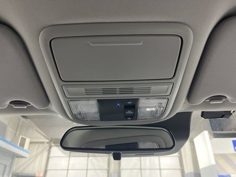 Used 2020 Honda Pilot LX image 29