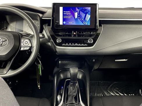 Used 2023 Toyota Corolla LE image 17