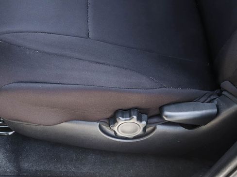 Used 2019 Toyota Tacoma SR5 RWD image 29