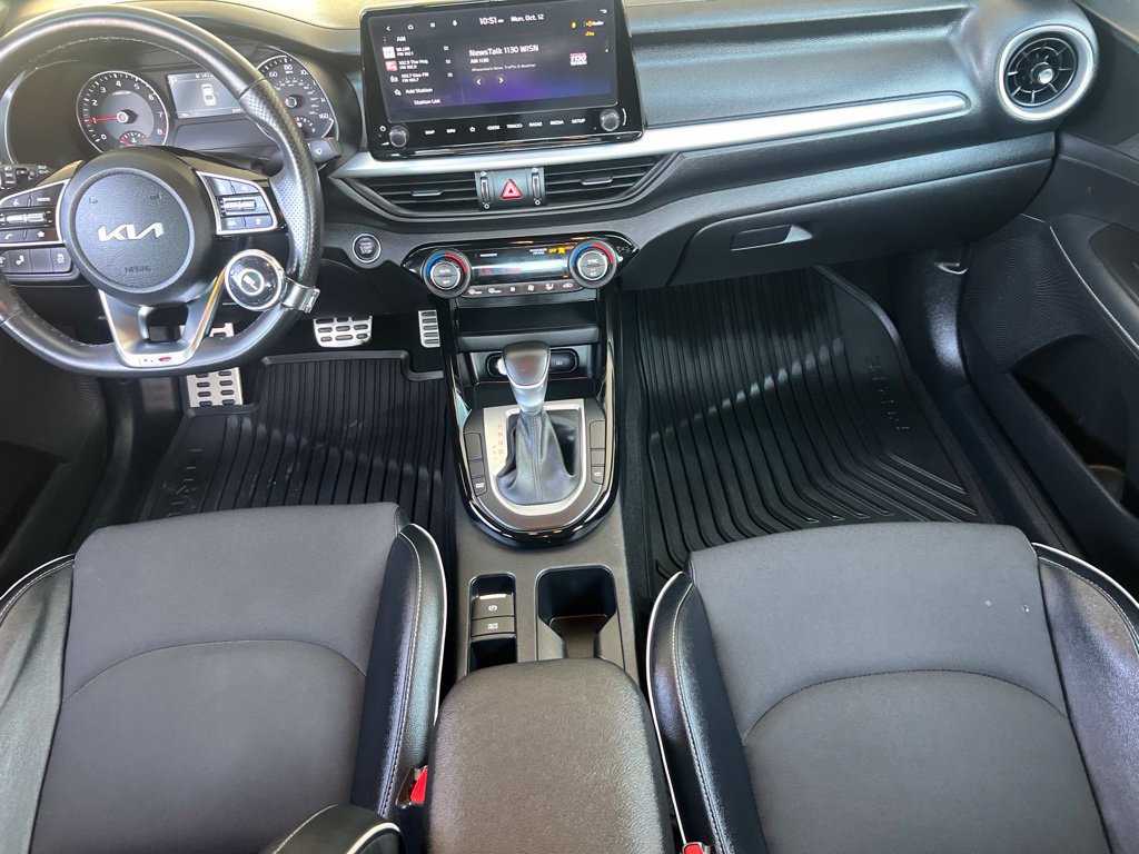 Certified 2024 Kia Forte GT-Line FWD image 16