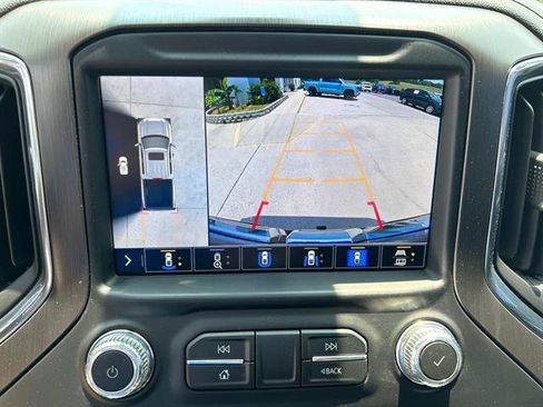 Certified 2021 GMC Sierra 1500 AT4 w/ AT4 Value Package image 36