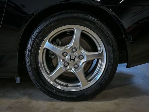 Used 2002 Honda S2000 image 8