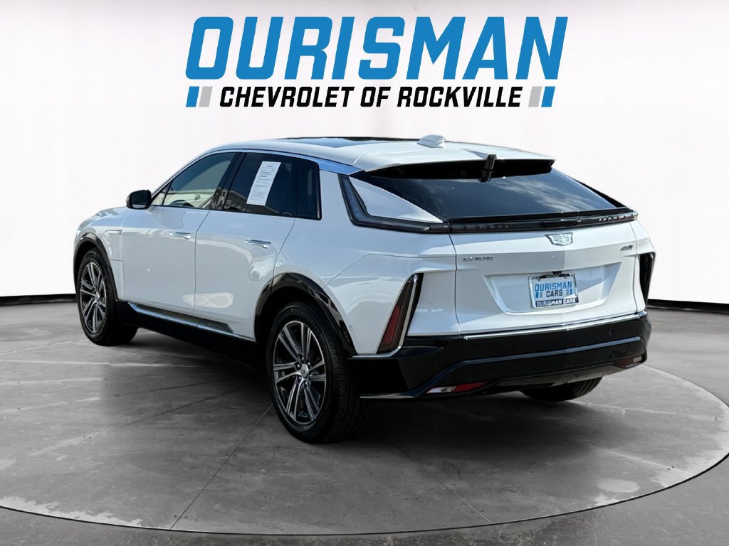 Used 2024 Cadillac Lyriq Luxury RWD image 4