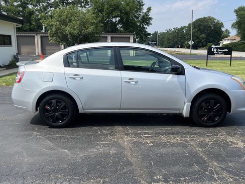 Used 2011 Nissan Sentra 2.0 image 6