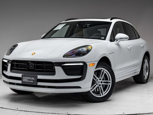 Certified 2026 Porsche Macan AWD/4WD image 1