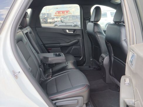 Used 2024 Ford Escape ST-Line w/ Equipment Group 301A image 31