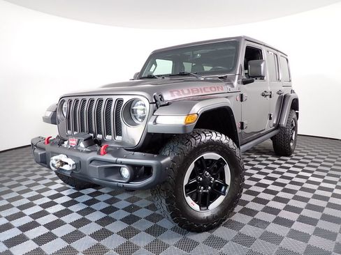 Used 2018 Jeep Wrangler Unlimited Rubicon w/ Dual Top Group AWD/4WD image 2