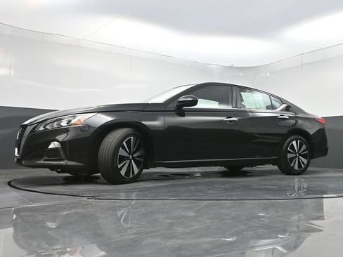 Used 2021 Nissan Altima 2.5 SV FWD image 27