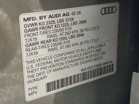 Used 2024 Audi Q3 2.0T Premium Plus AWD/4WD image 40
