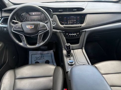 Certified 2024 Cadillac XT5 Premium Luxury AWD/4WD image 10