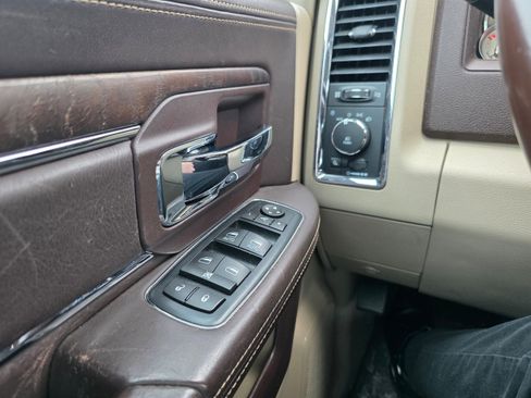 Used 2016 RAM 2500 Longhorn w/ Convenience Group image 19