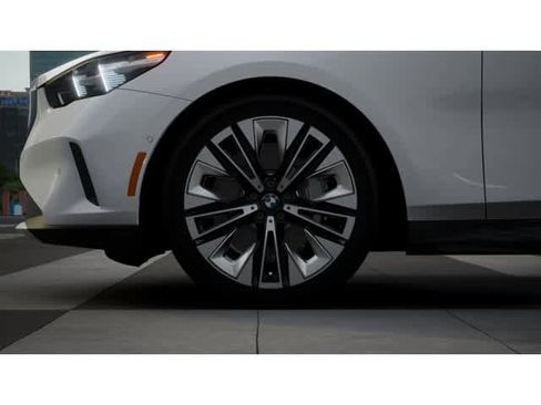 New 2026 BMW 530i image 7