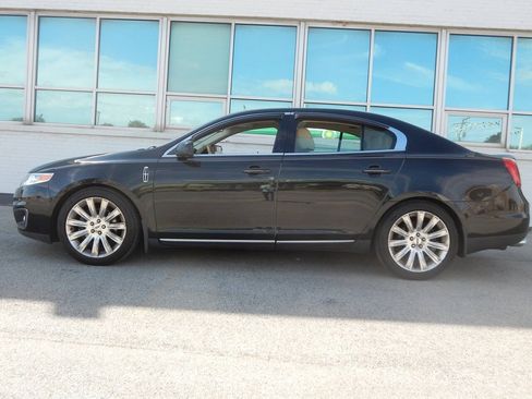 Used 2011 Lincoln MKS AWD w/ 102A Rapid Spec Order Code image 18