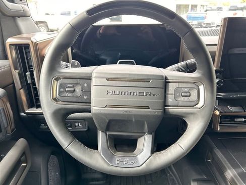 Used 2025 GMC Hummer EV 2X w/ Extreme Off-Road Package AWD/4WD image 14