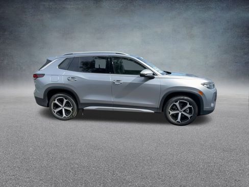 New 2025 Volkswagen Tiguan SE image 25