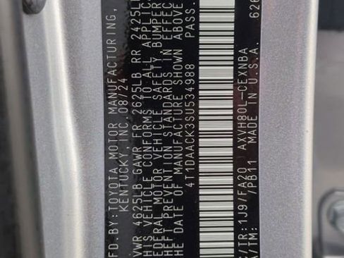 Certified 2025 Toyota Camry LE image 29