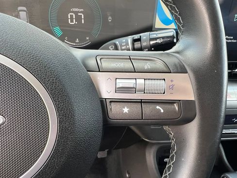 Used 2025 Hyundai Kona SEL AWD/4WD image 41