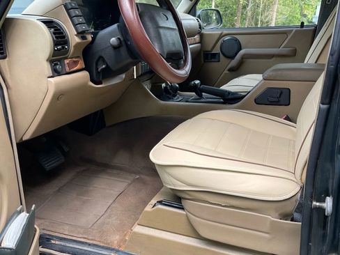 Used 1999 Land Rover Discovery SD image 12