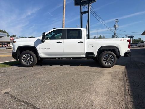 New 2026 Chevrolet Silverado 2500 Custom w/ Custom Value Package AWD/4WD image 1