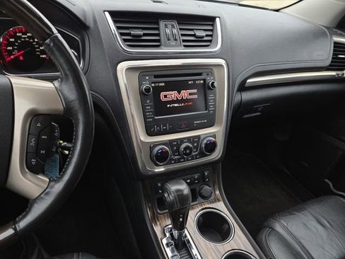 Used 2013 GMC Acadia Denali image 38