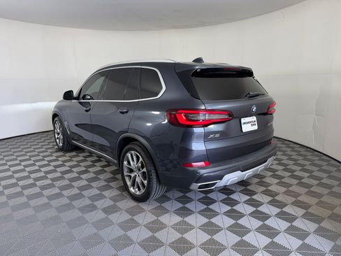 Used 2021 BMW X5 sDrive40i w/ Premium Package RWD image 3