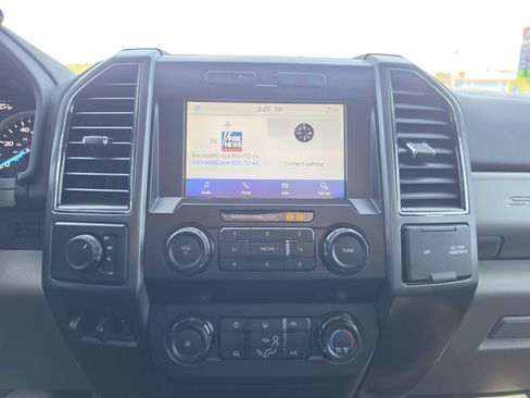 Used 2022 Ford F550 4x4 Regular Cab Super Duty image 23