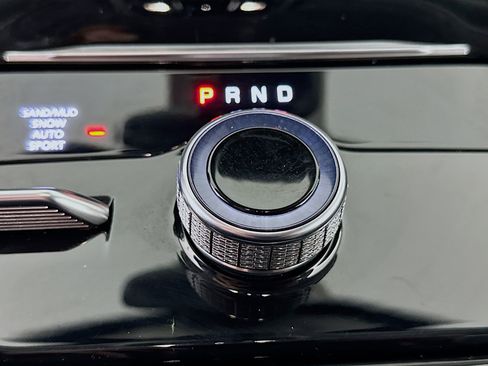 Used 2023 Jeep Grand Cherokee L Limited image 25