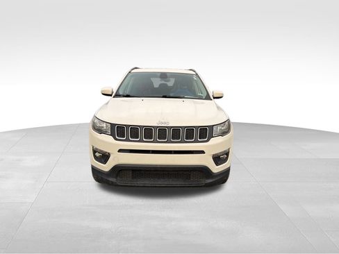 Used 2020 Jeep Compass Latitude w/ Cold Weather Group image 2