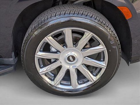 Used 2024 Cadillac Escalade Premium Luxury Platinum image 26