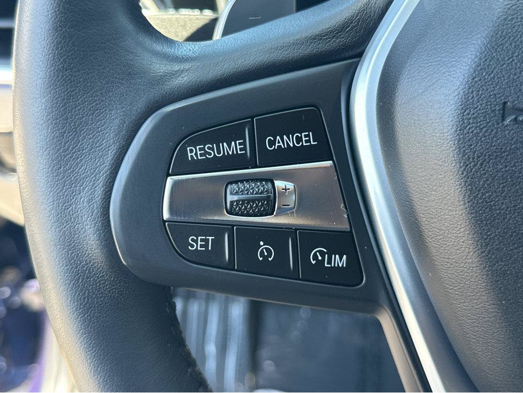 Used 2019 BMW 330i xDrive Sedan w/ Premium Package AWD/4WD image 22