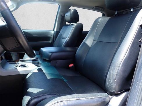 Used 2010 Toyota Tundra Limited AWD/4WD image 13