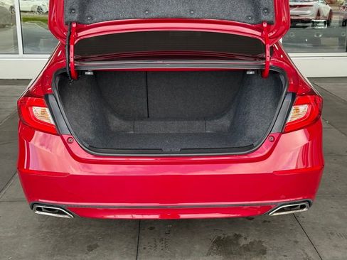 Used 2020 Honda Accord Sport image 14