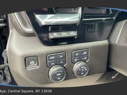 Used 2024 Chevrolet Silverado 3500 LTZ w/ LTZ Plus Package image 12