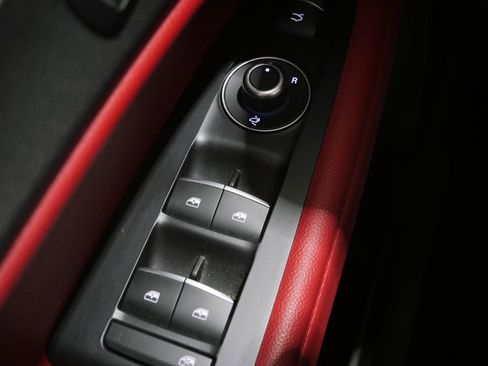 Used 2020 Alfa Romeo Stelvio AWD w/ Cold Weather Package image 13