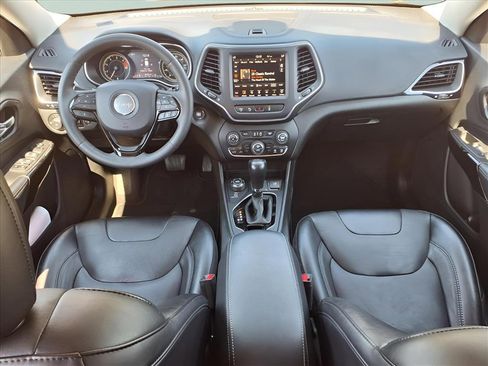 Used 2023 Jeep Cherokee Altitude Lux image 10