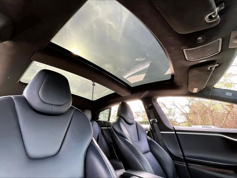 Used 2017 Tesla Model S 75 image 13