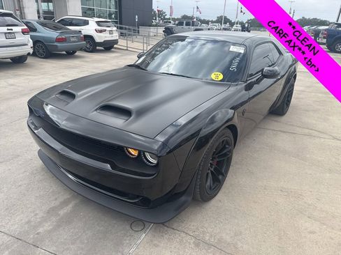 Used 2022 Dodge Challenger SRT Hellcat image 4