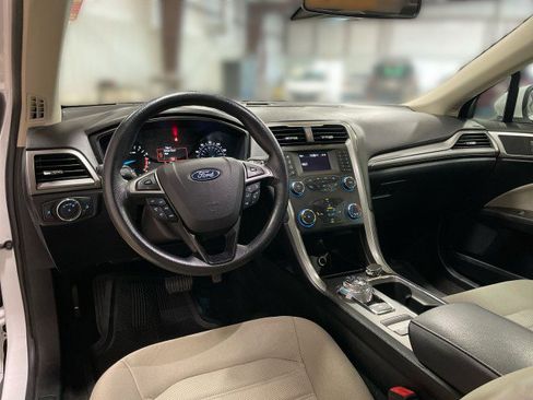 Used 2020 Ford Fusion S image 16