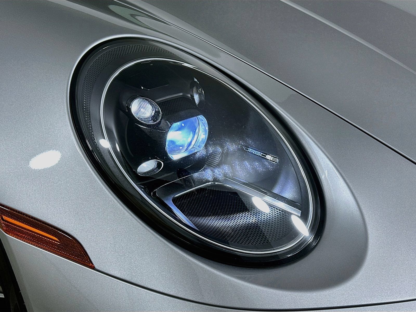 Used 2022 Porsche 911 Targa 4S AWD/4WD image 9